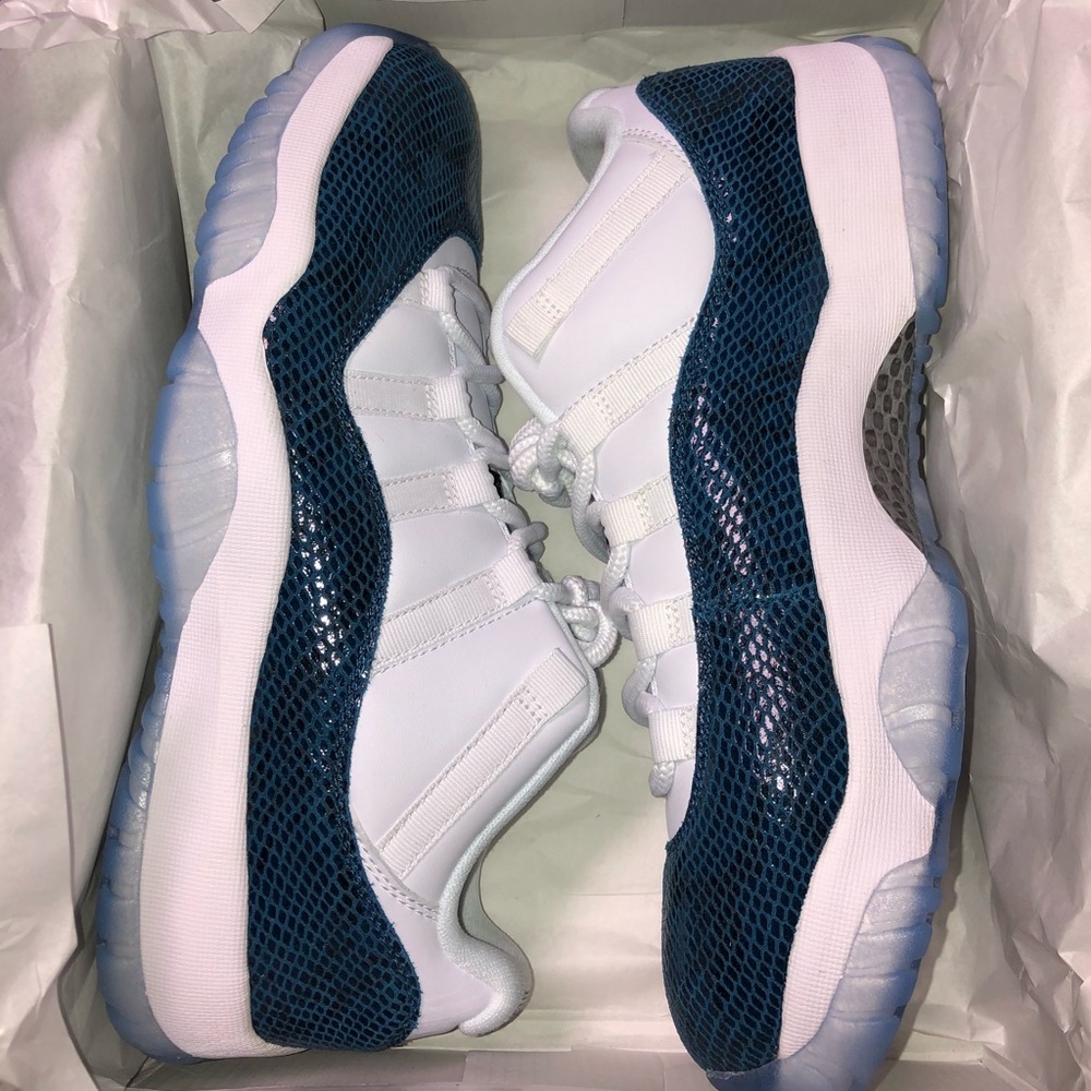Blue Snakeskin 11 Low